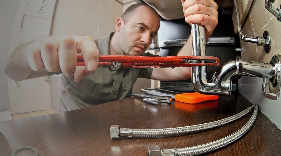 Local expert plumbing services in Deep River, IA
